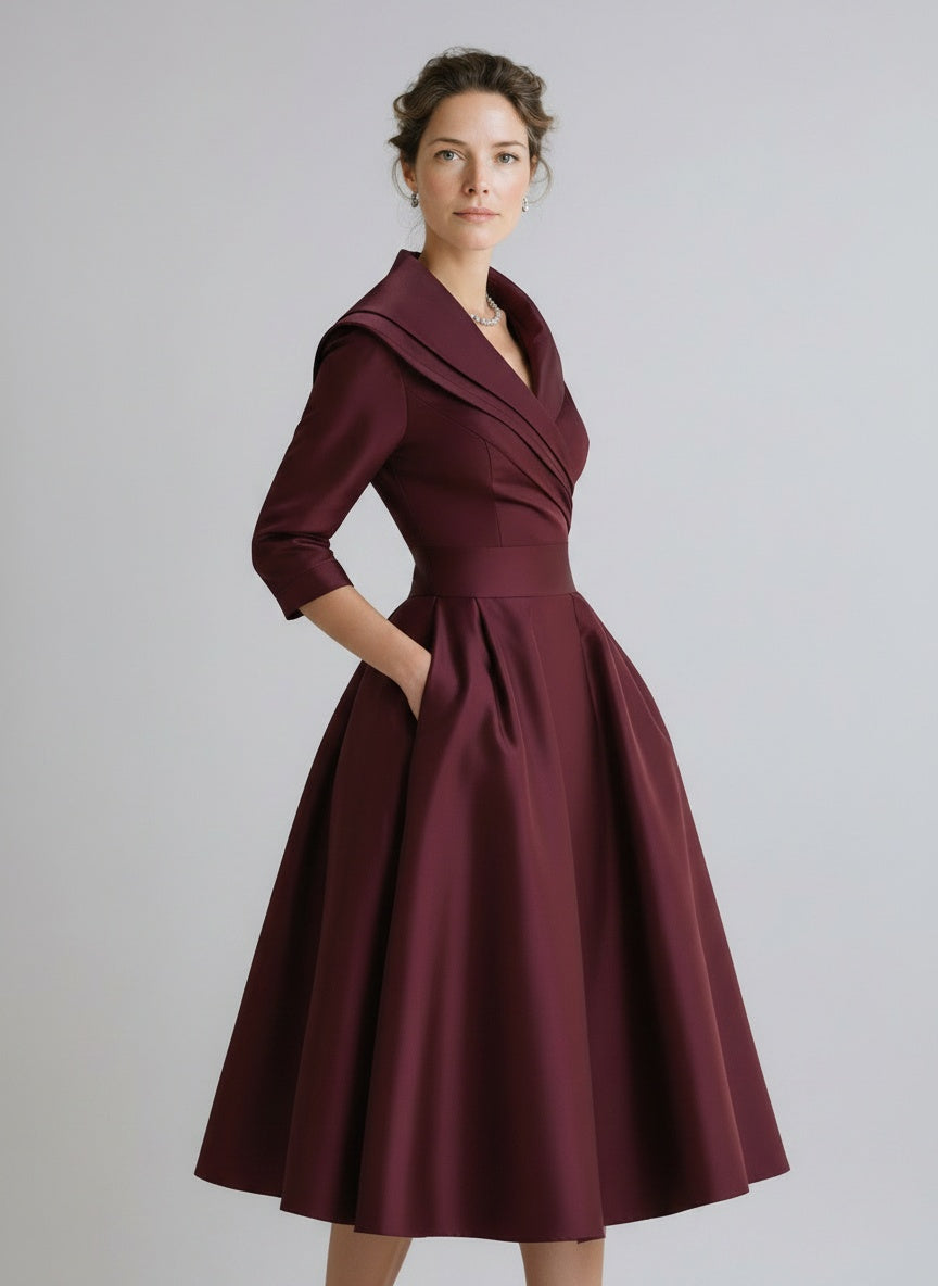Full body view of the model wearing Robe midi avec col élégant femme