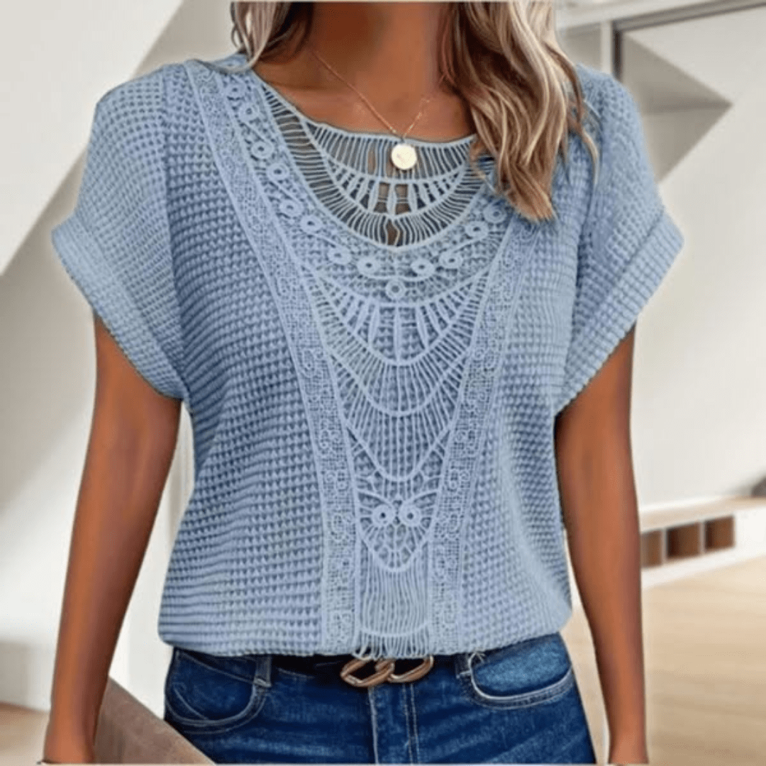 Blouse femme en dentelle légère et élégante