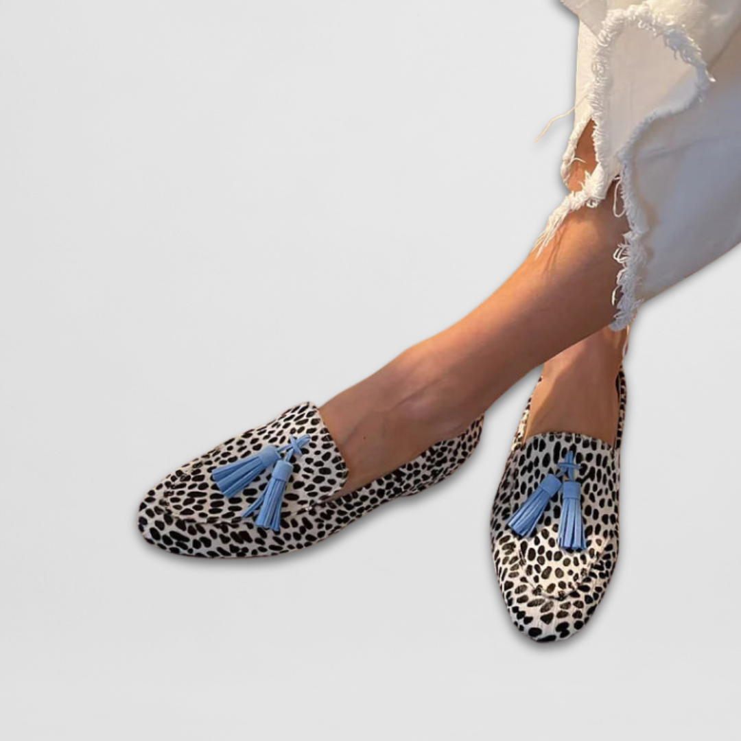 Mocassins femme à bout pointu et semelle plate 1