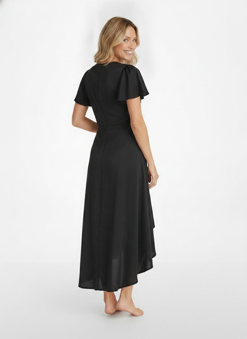 Back pose of the model wearing Robe midi élégante femme