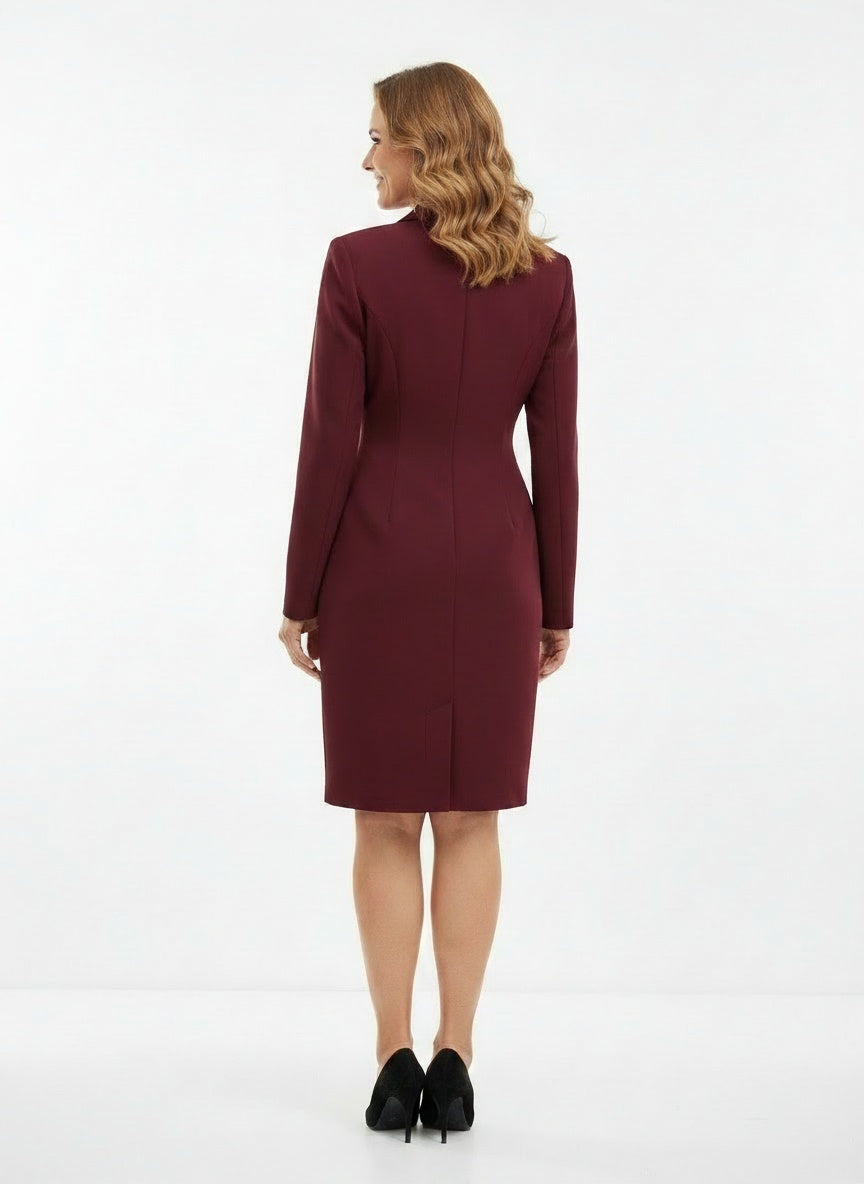 Back pose of the model wearing Robe longueur genou à manches longues et coupe ajustée femme