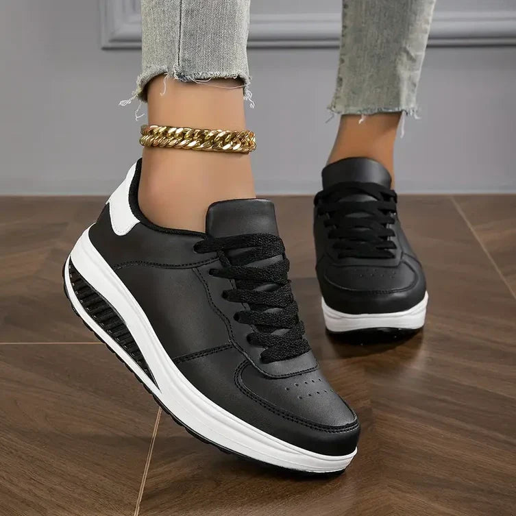 Baskets femme à lacets confortables avec semelle souple et design intemporel 2
