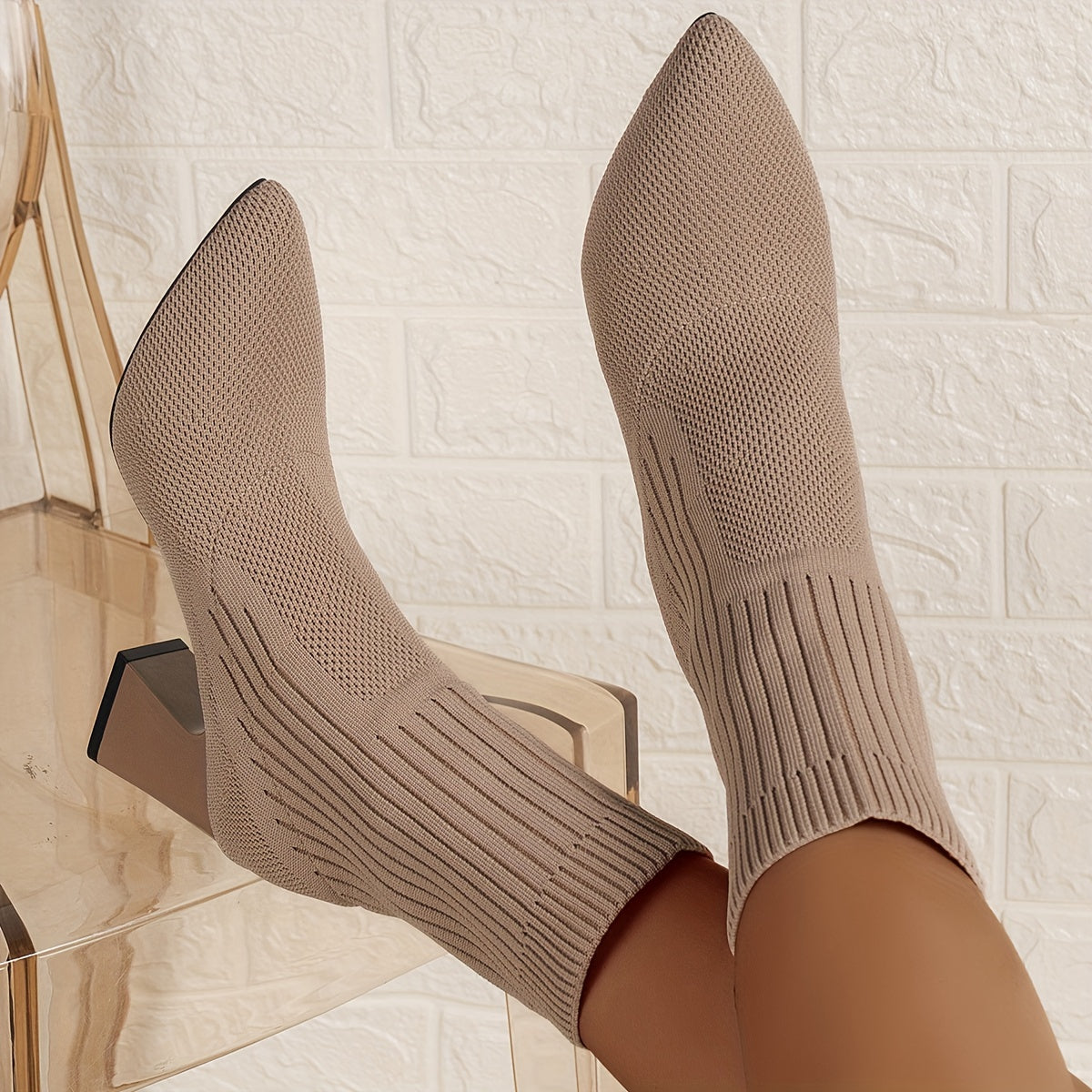 Bottines femme à talon carré bout pointu effet chaussette 2