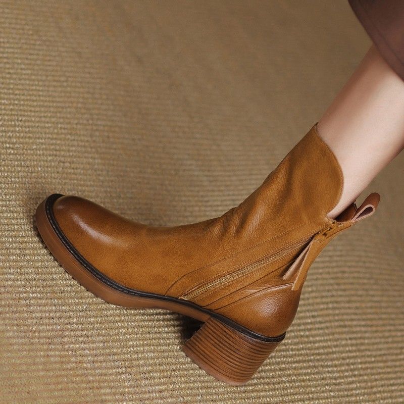 Bottines femme à talon carré bout rond fermeture éclair 11