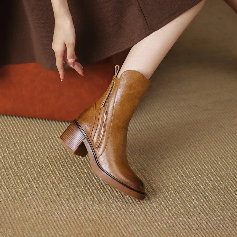 Bottines femme à talon carré bout rond fermeture éclair 8