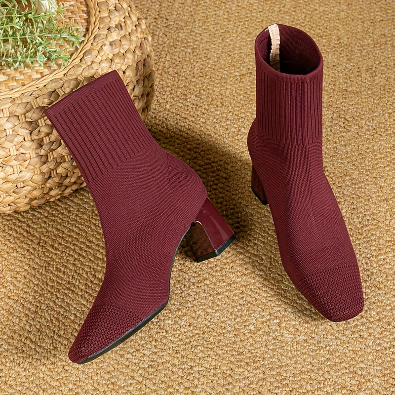 Bottines femme chaussettes en maille à talon bloc et bout carré 3