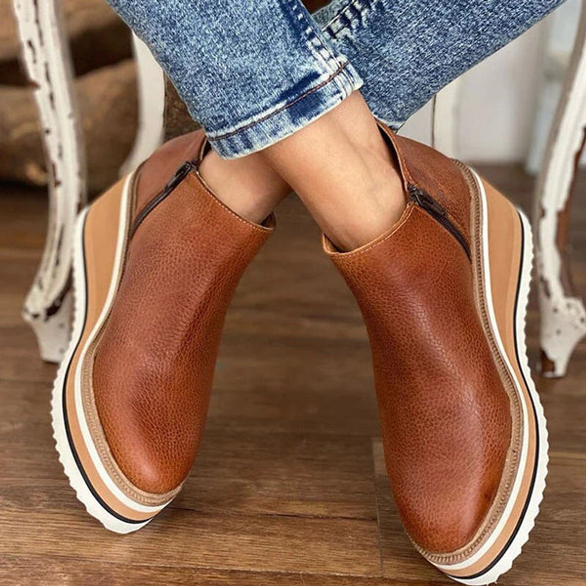 Bottines femme compensées à plateau et fermeture éclair 4