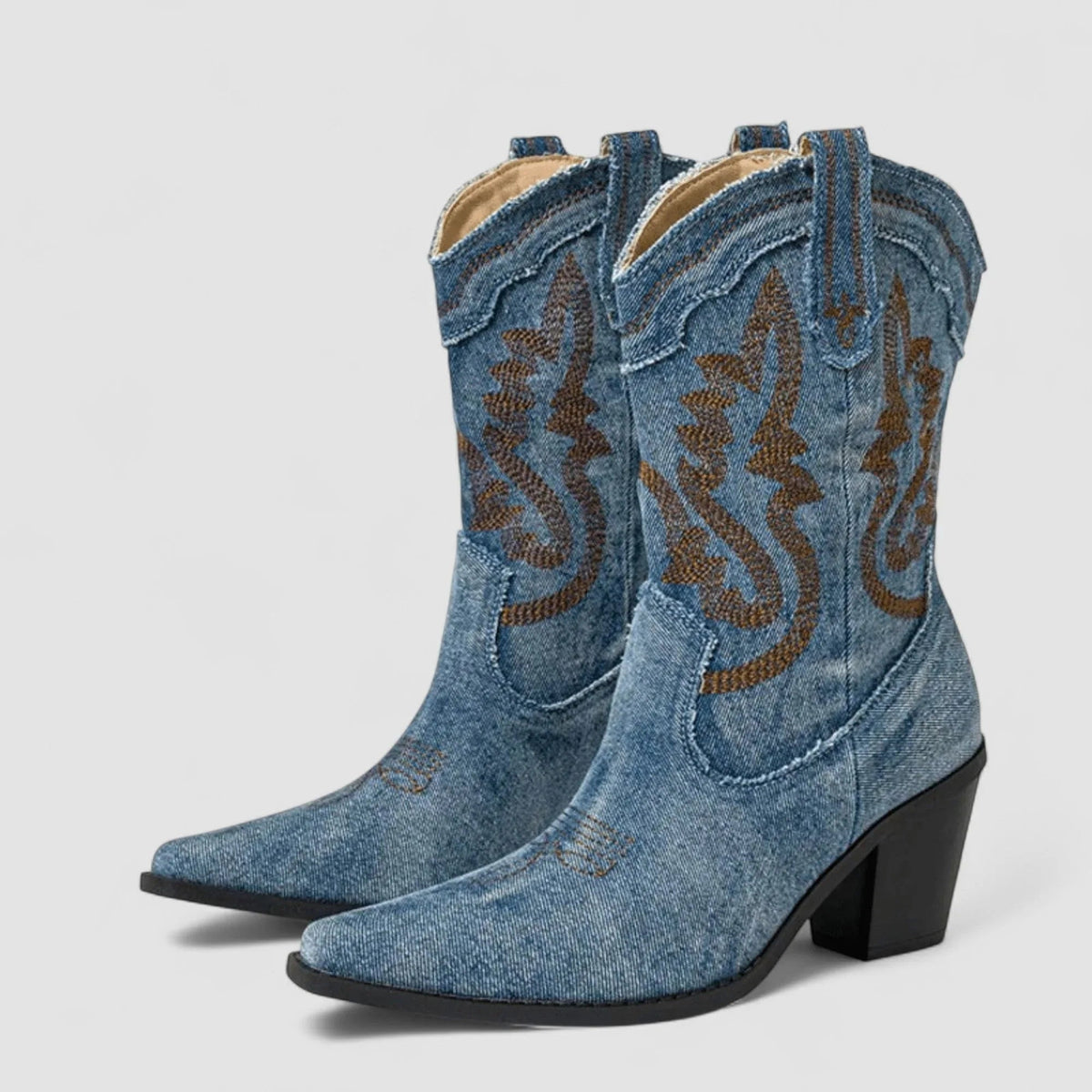 Bottines femme western à talon bloc et bout pointu 8