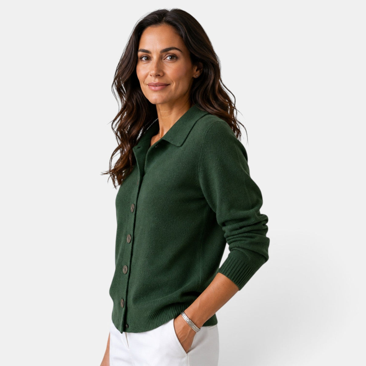 Cardigan femme en maille côtelée boutonné à col chemise 5