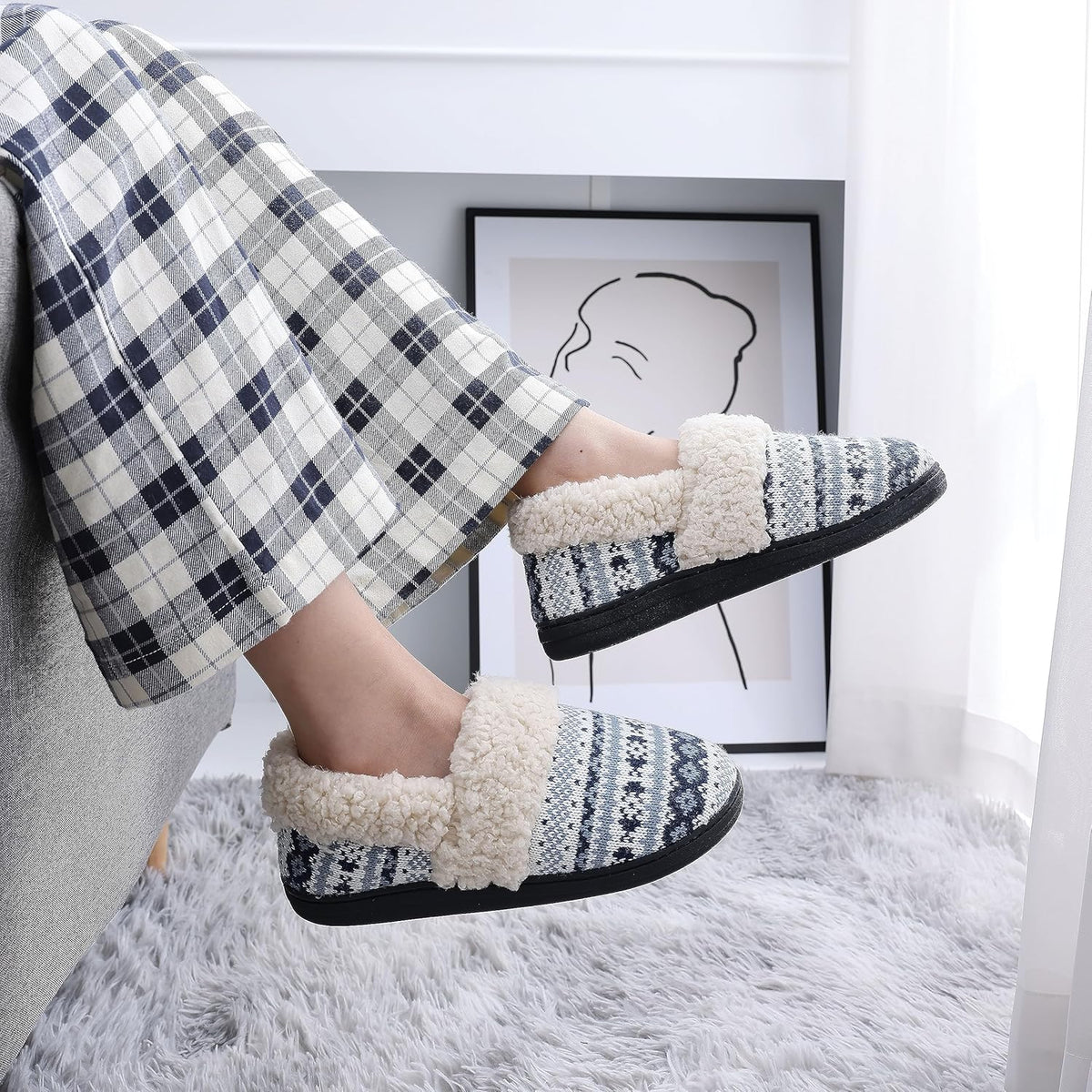 Chaussons femme en maille jacquard à col fourré semelle robuste 11