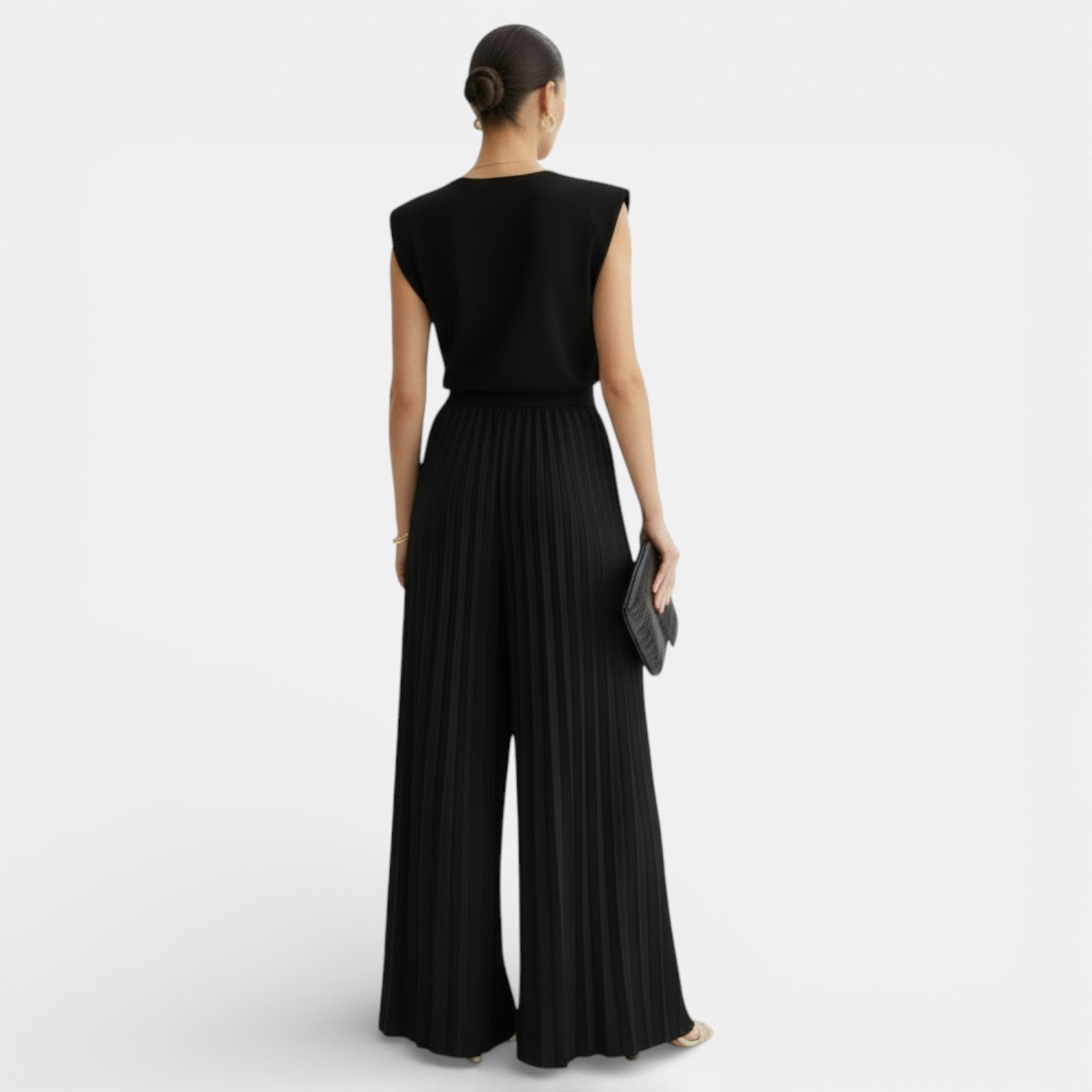 Ensemble femme sans manches à col rond et pantalon large plissé