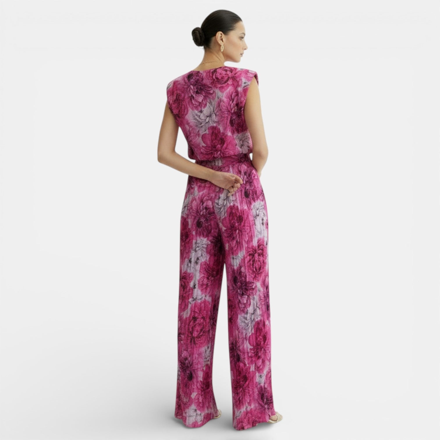 Ensemble femme sans manches à col rond et pantalon large plissé