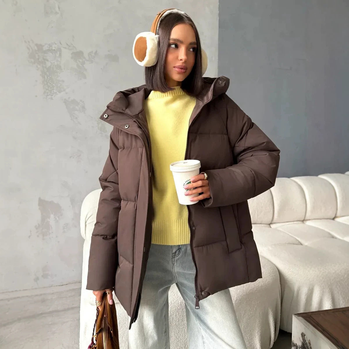Doudoune femme oversize à capuche et poches intégrées 10
