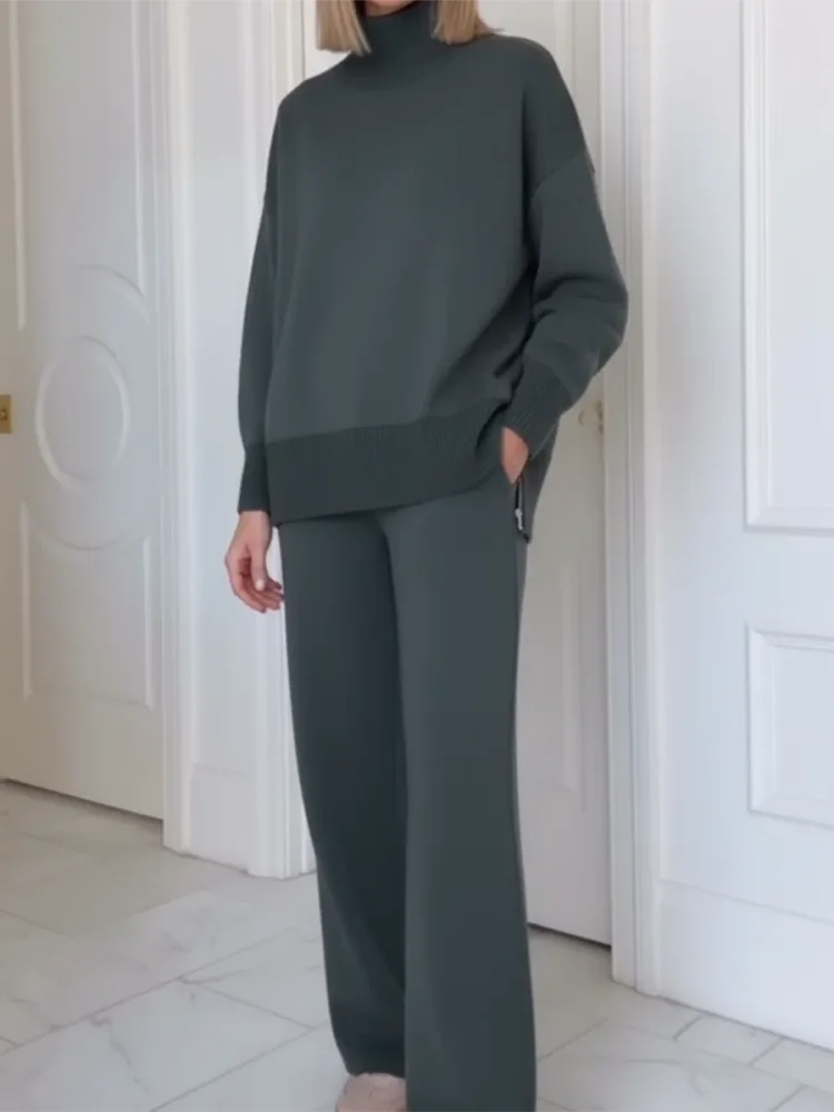 Ensemble deux pièces femme à col zippé et pantalon droit à poches 2