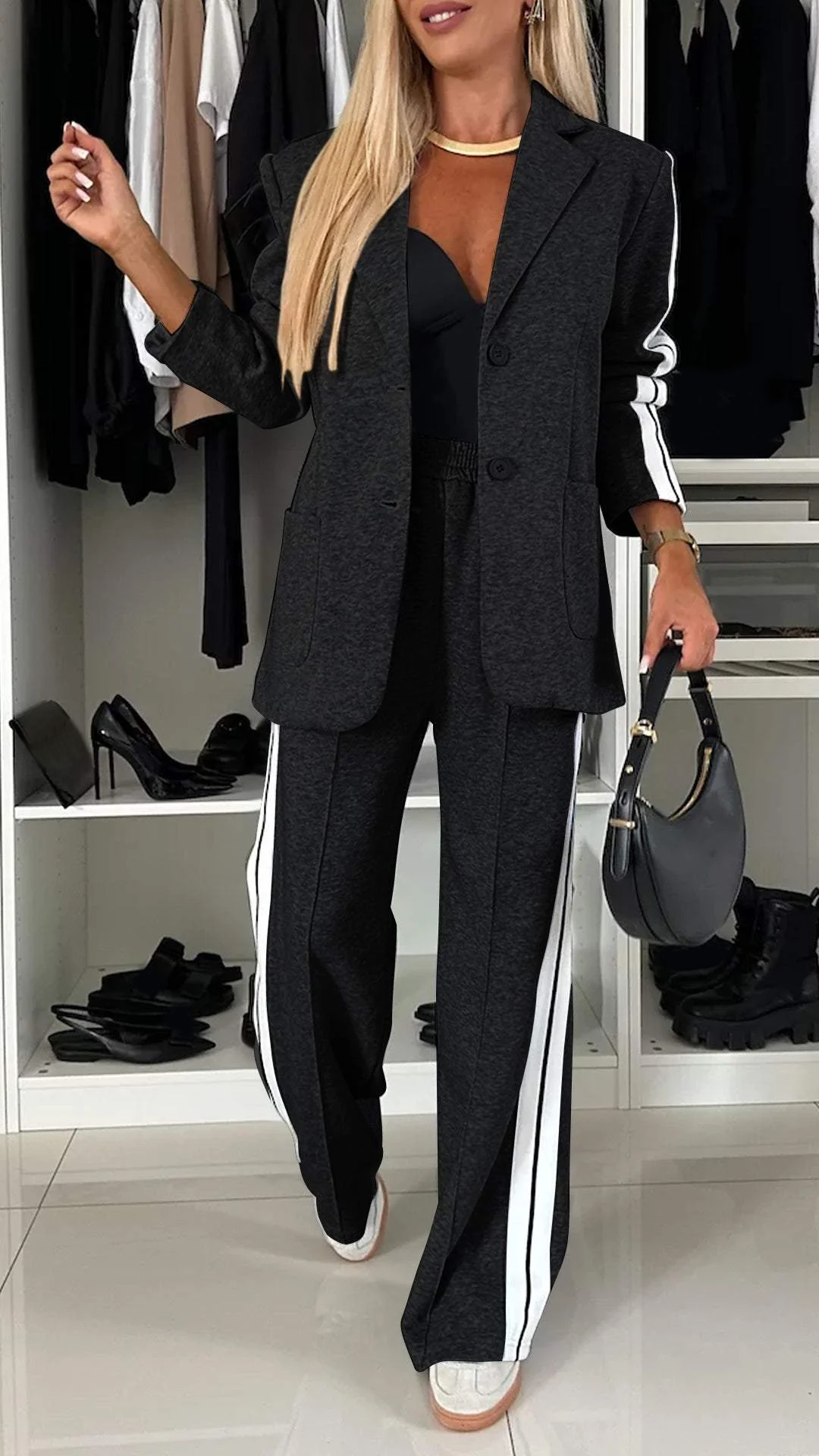 Ensemble tailleur femme avec blazer et pantalon, coupe ample 3