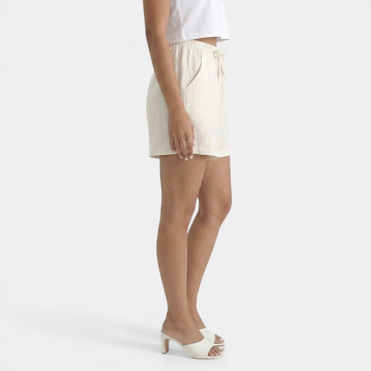Short en lin femme pour l'été
