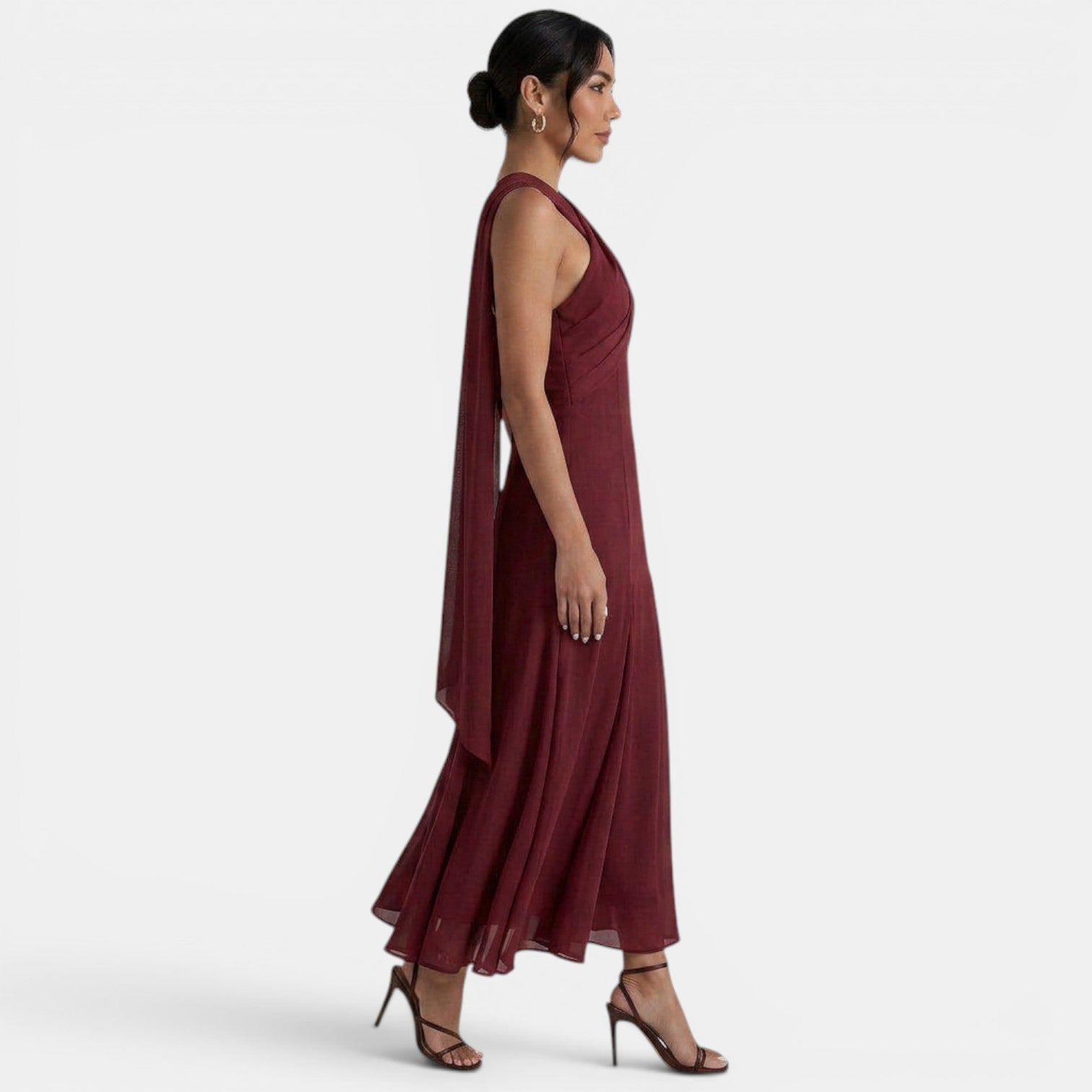 Robe longue invitée mariage en mousseline fluide à nœud