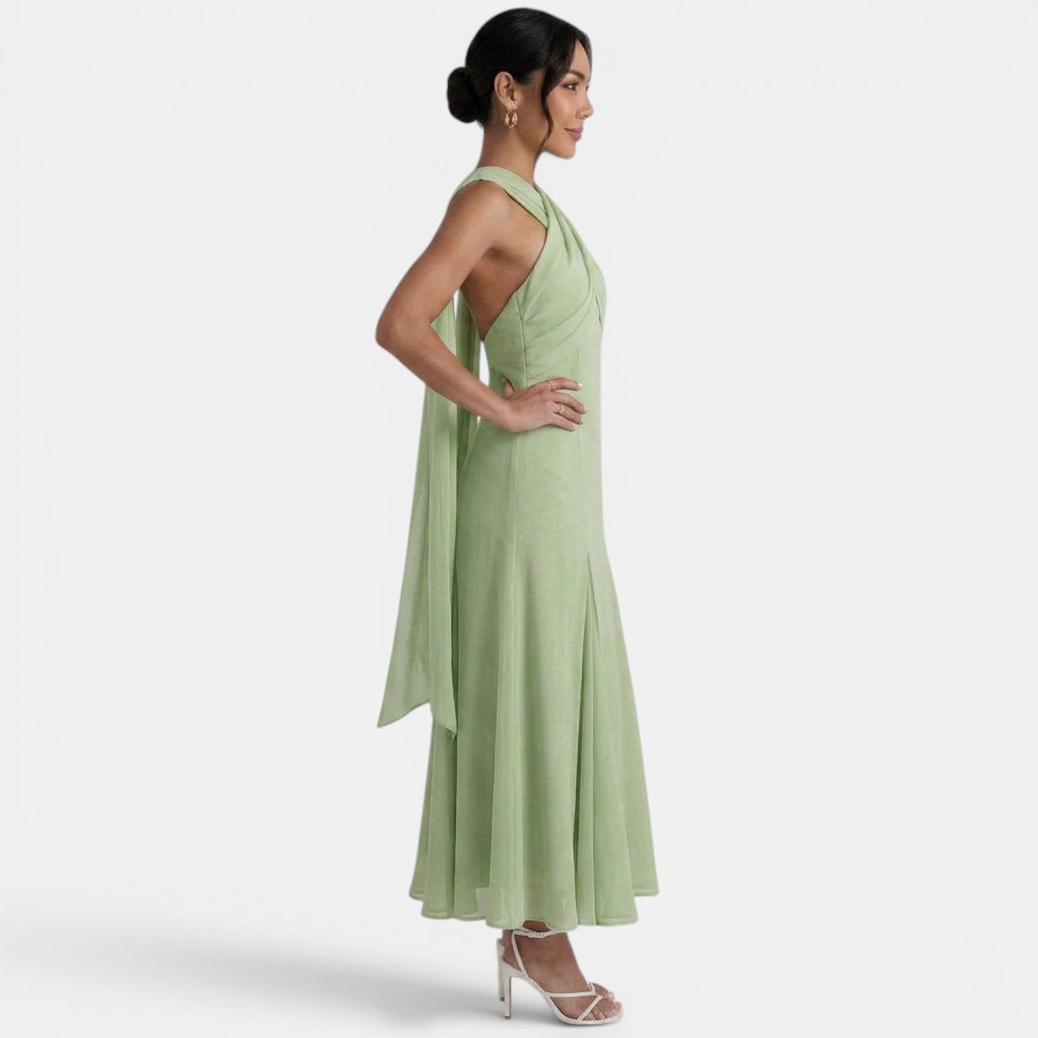 Robe longue invitée mariage en mousseline fluide à nœud