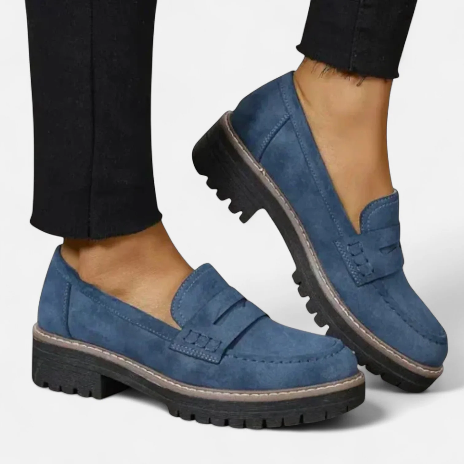 Mocassins femme à bout rond et semelle crantée 4