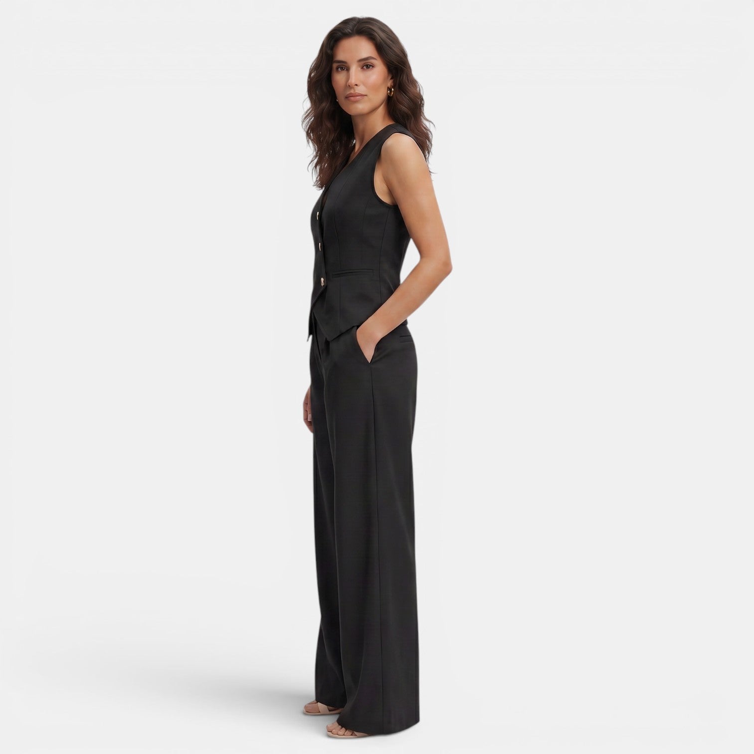 Ensemble femme gilet et pantalon, tenue chic et moderne