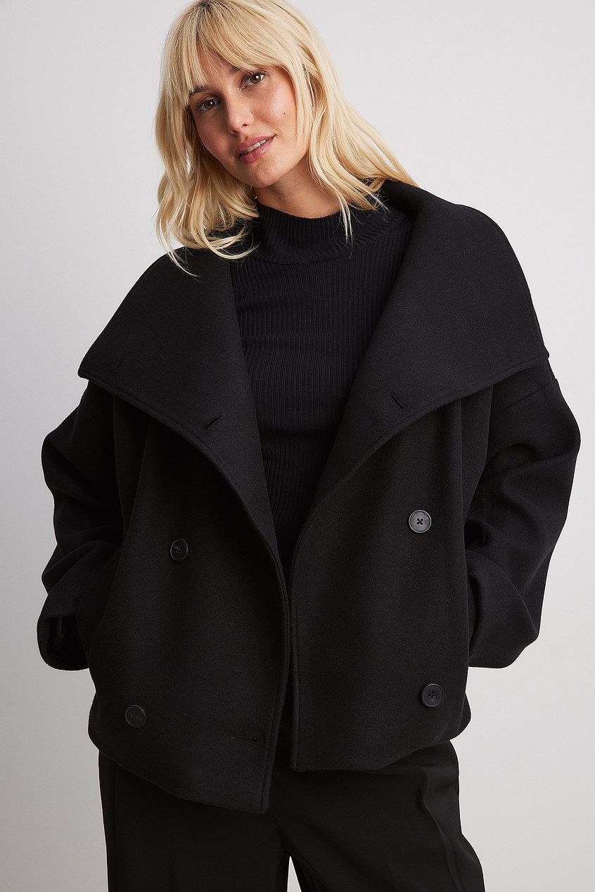 Manteau court femme croisé oversize à grand revers 1