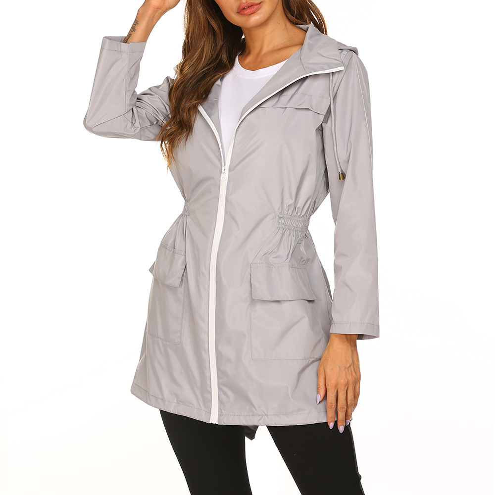 Manteau de pluie femme long et déperlant à capuche et taille élastique 4