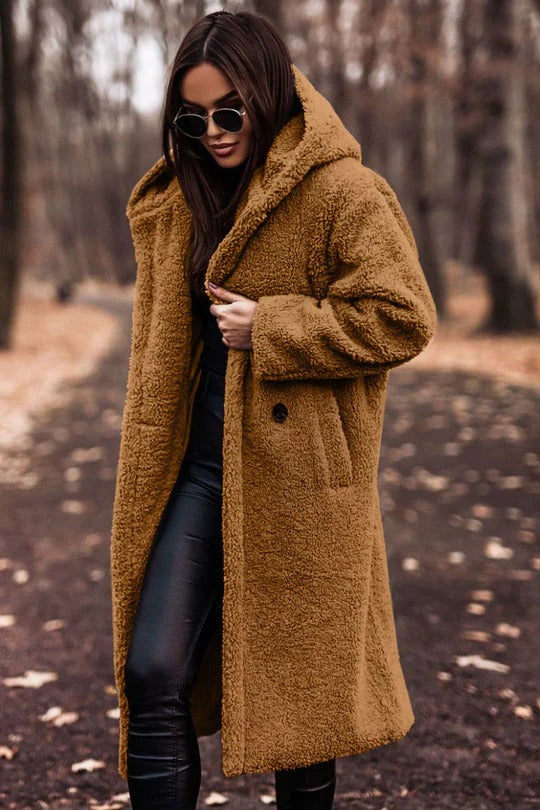 Manteau long femme en teddy à capuche coupe ample 5