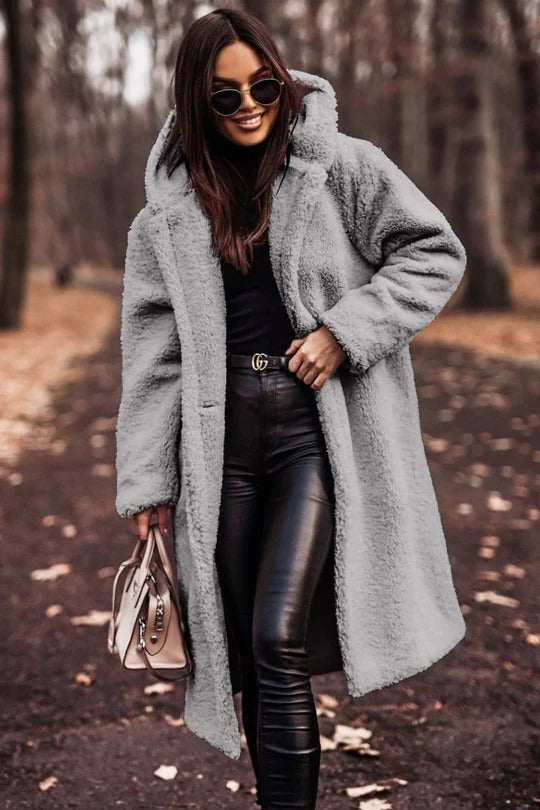 Manteau long femme en teddy à capuche coupe ample 8