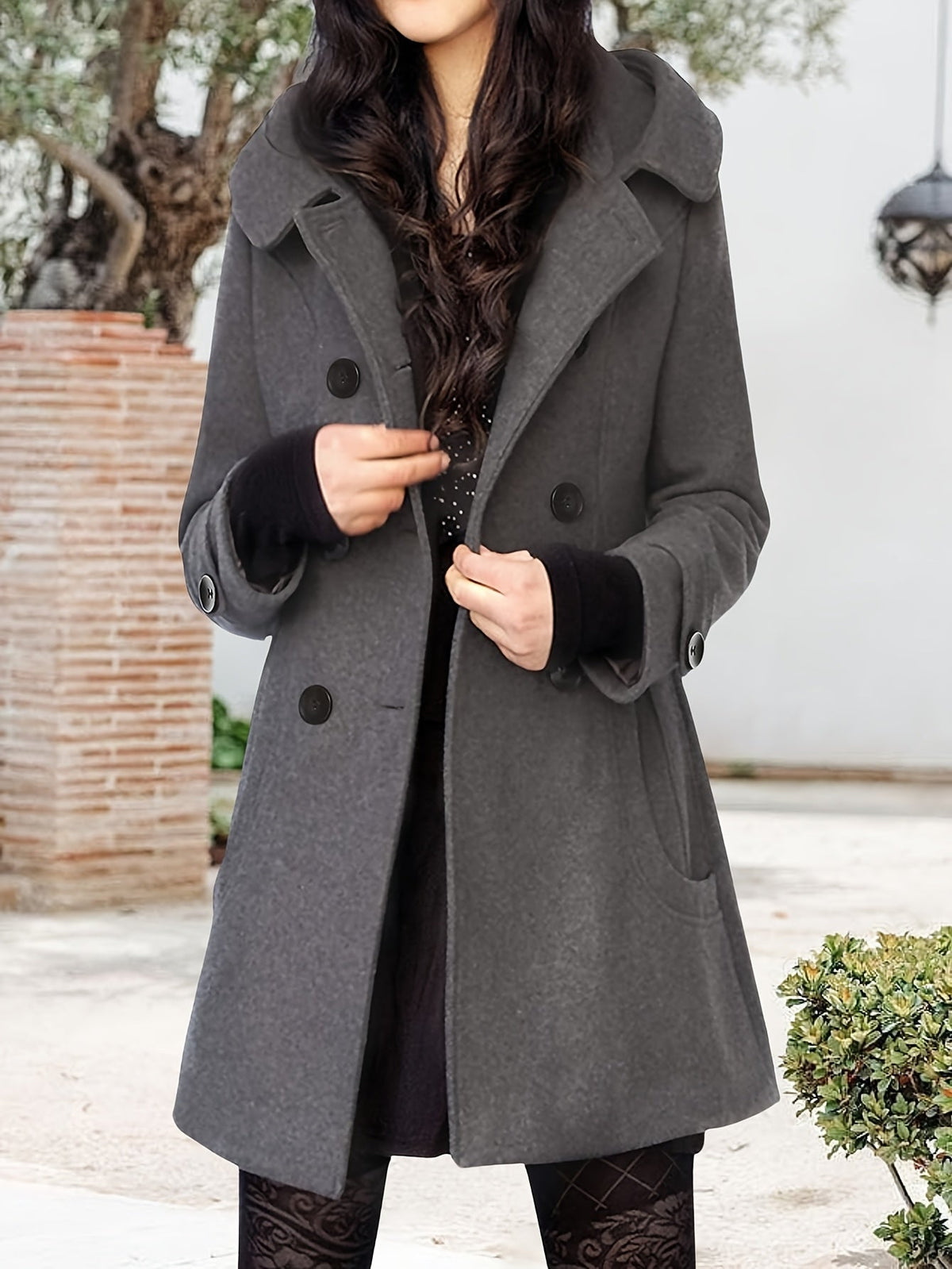 Manteau mi-long femme en laine à capuche et double boutonnage 8