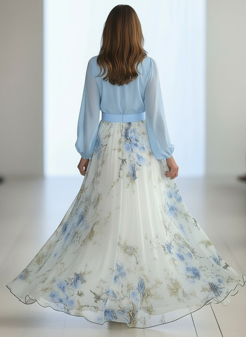 Back pose of the model wearing Robe maxi à manches longues avec décolleté plongeant en V et jupe imprimée femme