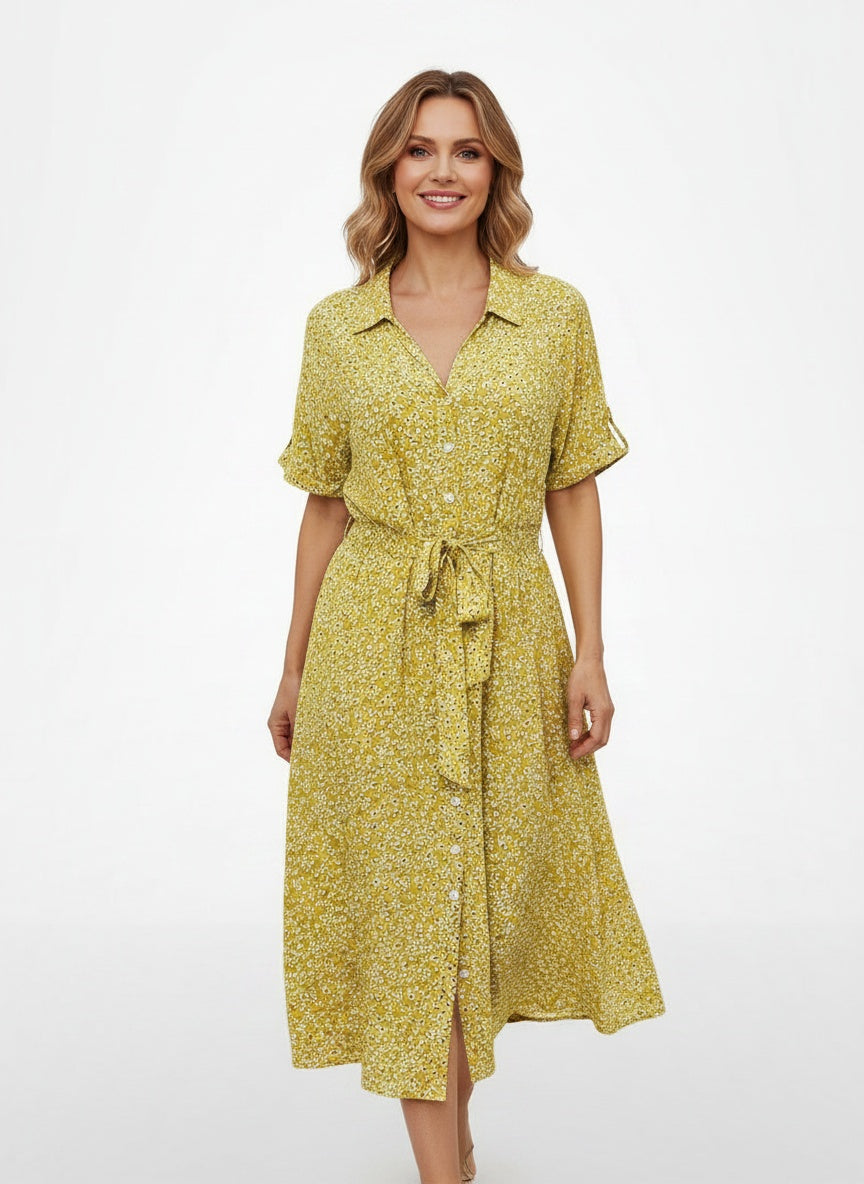 Full body view of the model wearing Robe midi avec ceinture et imprimé floral femme