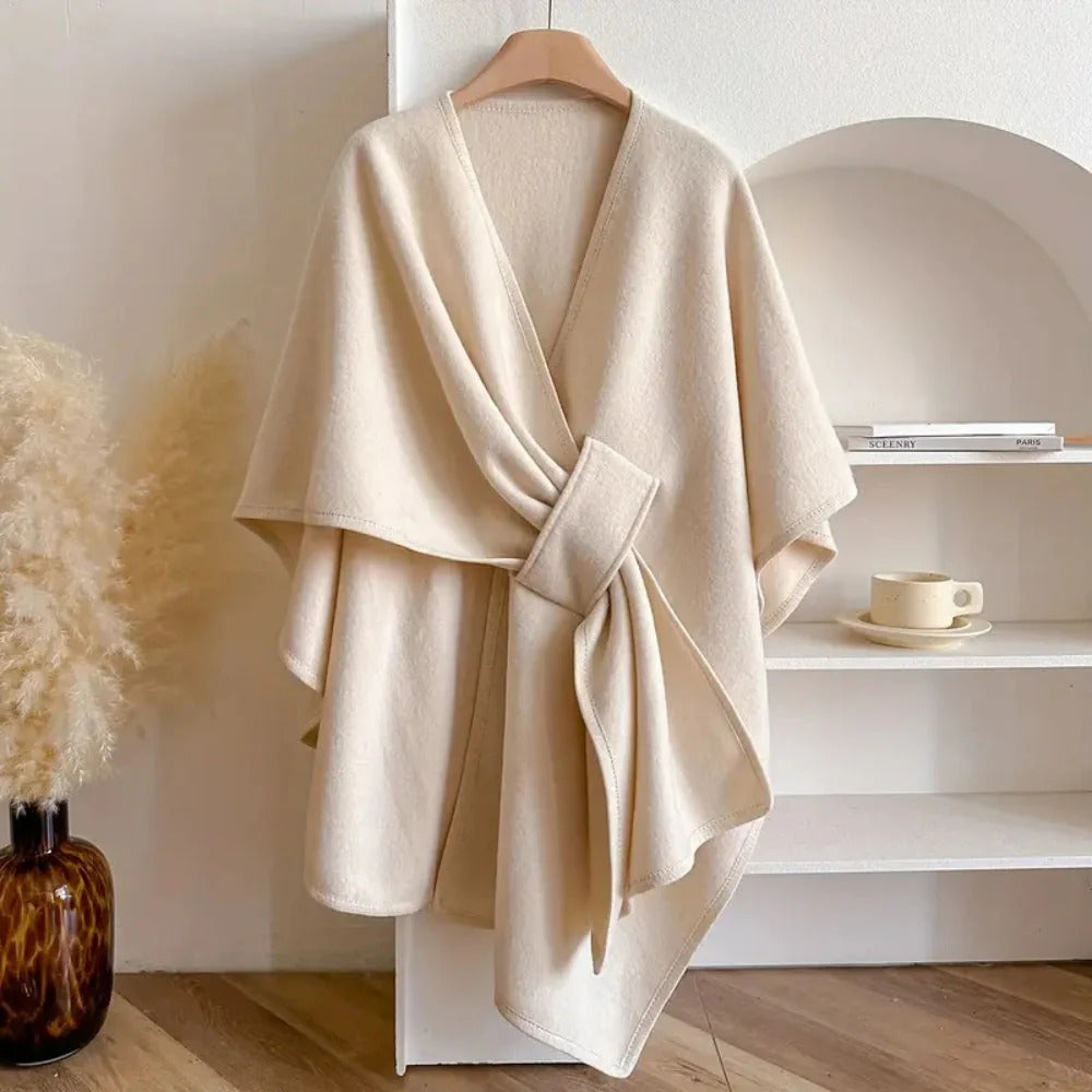 Poncho écharpe femme en laine douce à boucle frontale 2