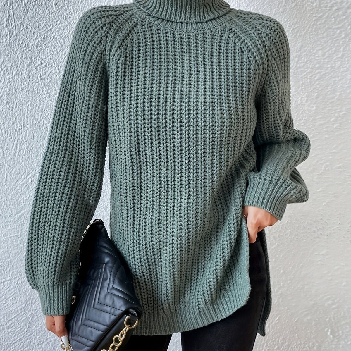 Pull col roulé femme à manches raglan et ourlet fendu 13