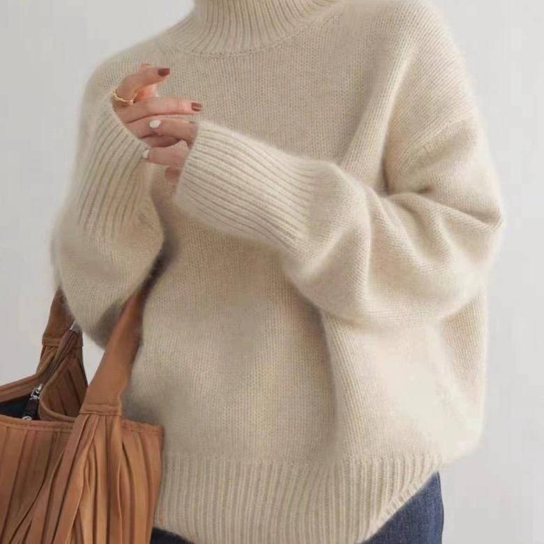 Pull col roulé femme en laine coupe oversize 4