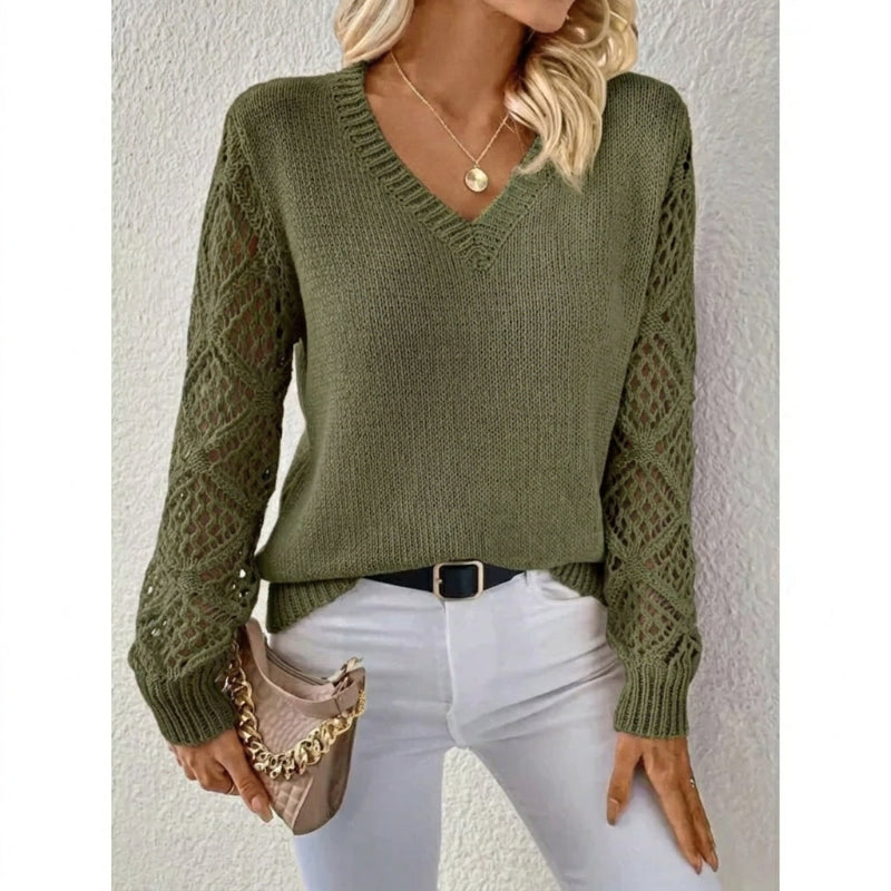 Pull en maille ajourée à col V et manches longues 4