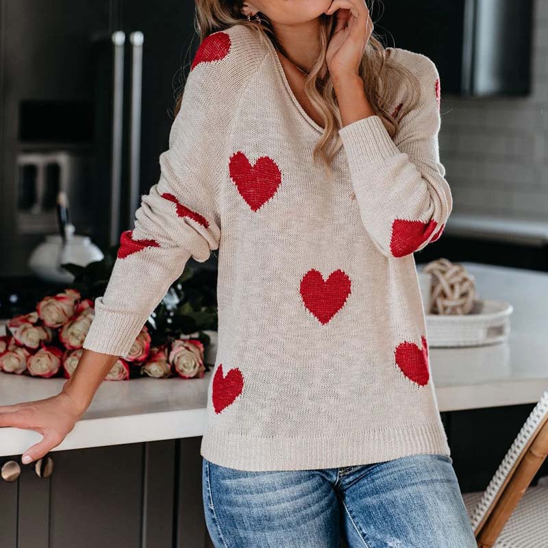 Pull en maille femme à imprimé cœurs à col en V 5