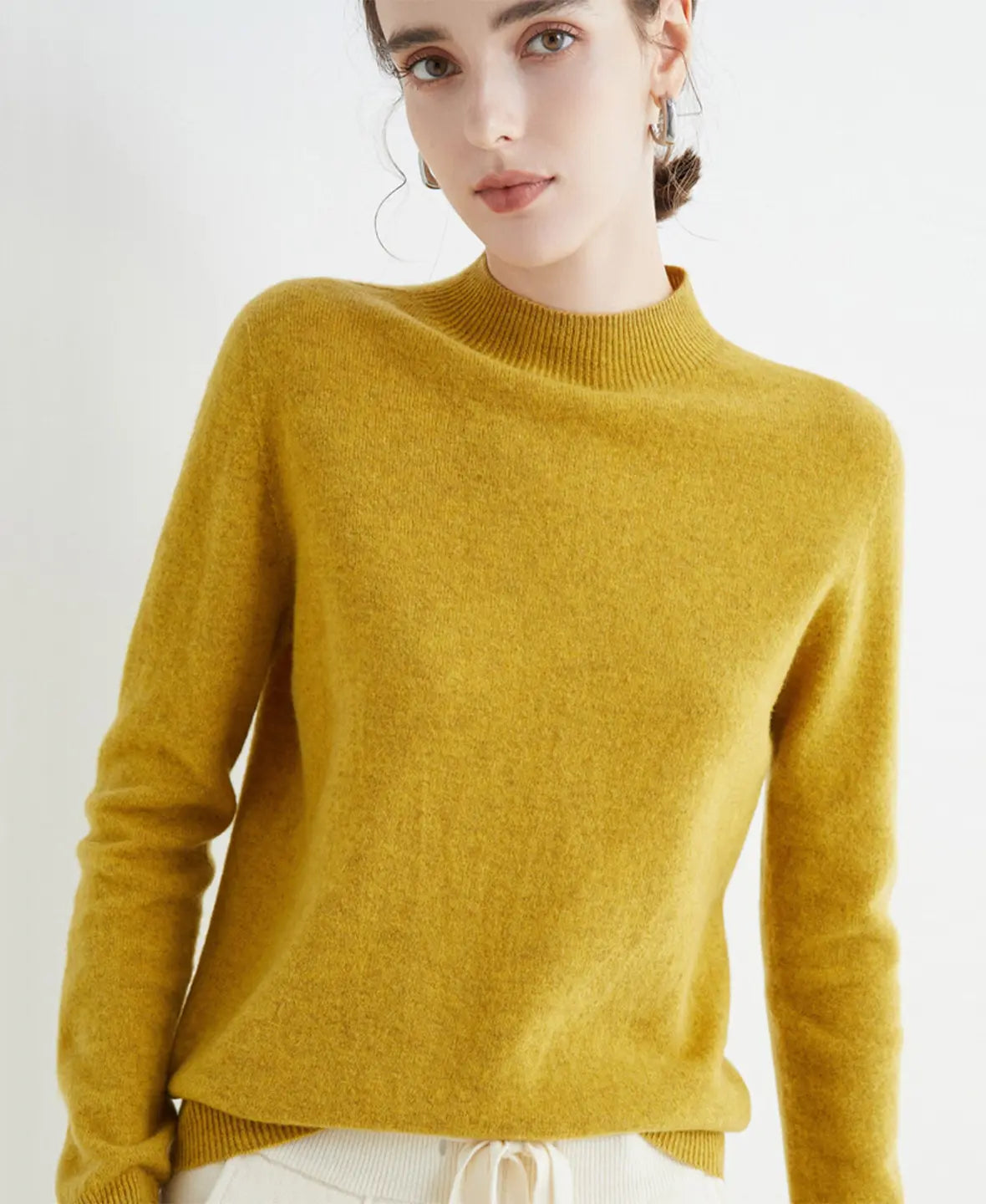 Pull femme en laine mérinos à col montant 6