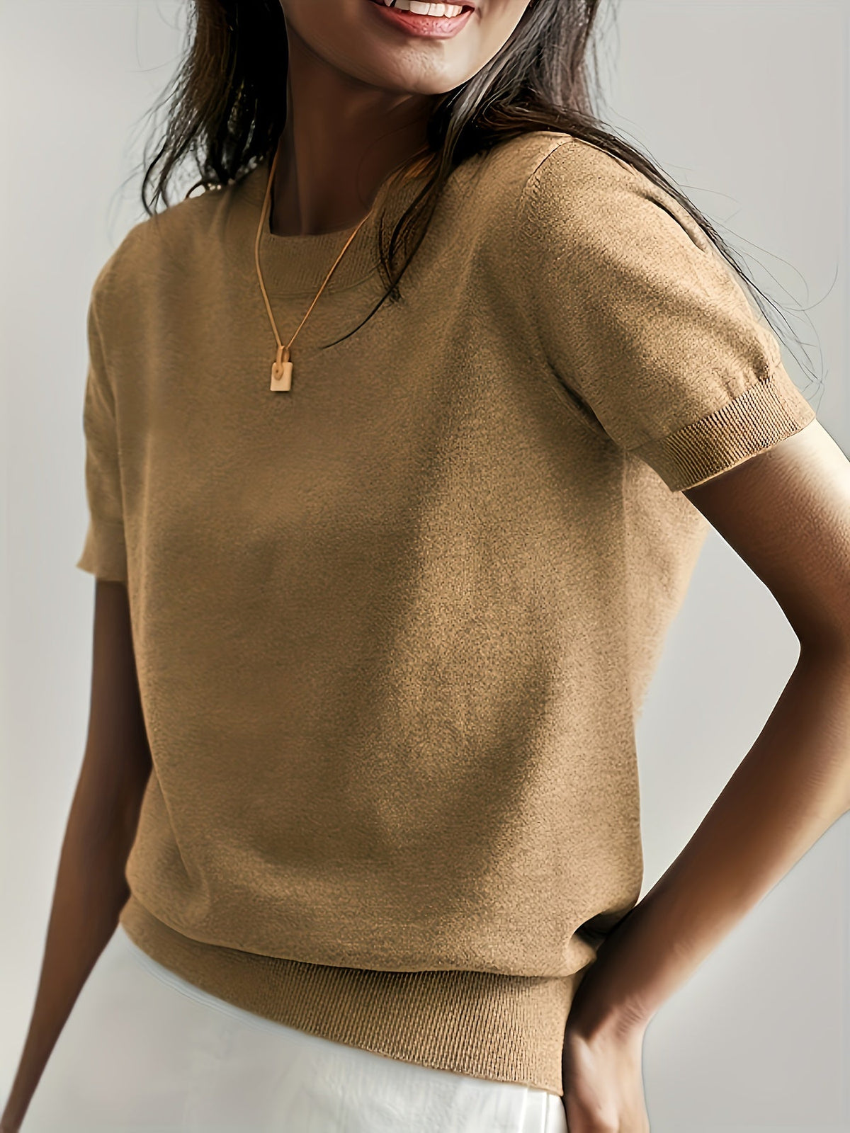 Pull fin à manches courtes col rond femme 3