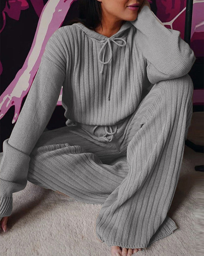 Pyjama femme deux pièces en maille côtelée à capuche et pantalon large 3