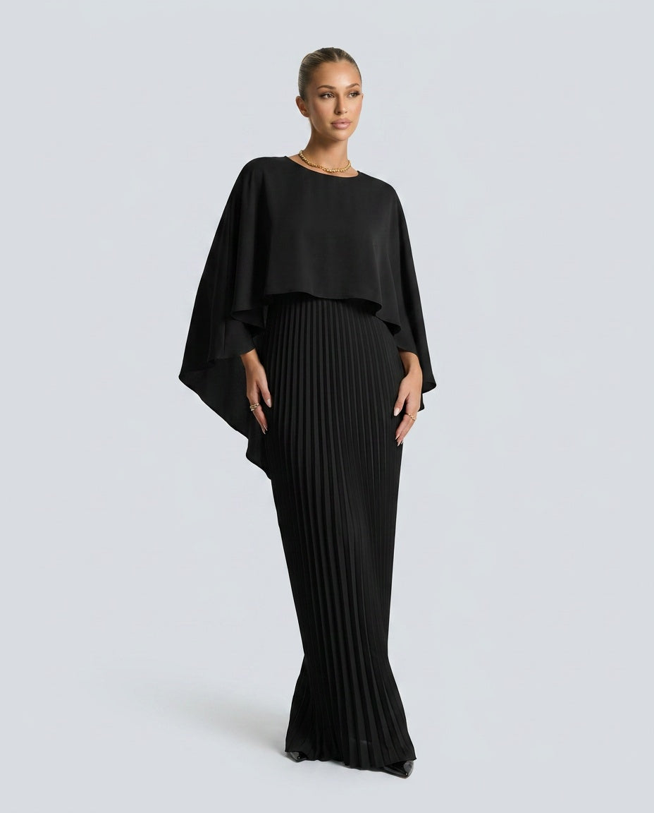 Robe longue plissée à cape asymétrique et col rond 2