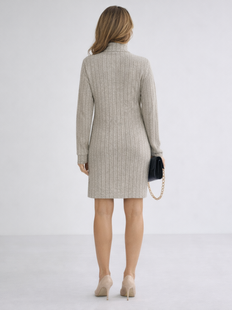 Robe pull en maille côtelée à col roulé 3