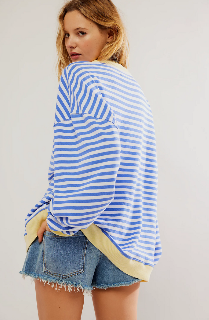 Sweat femme oversize à rayures col rond manches longues 11