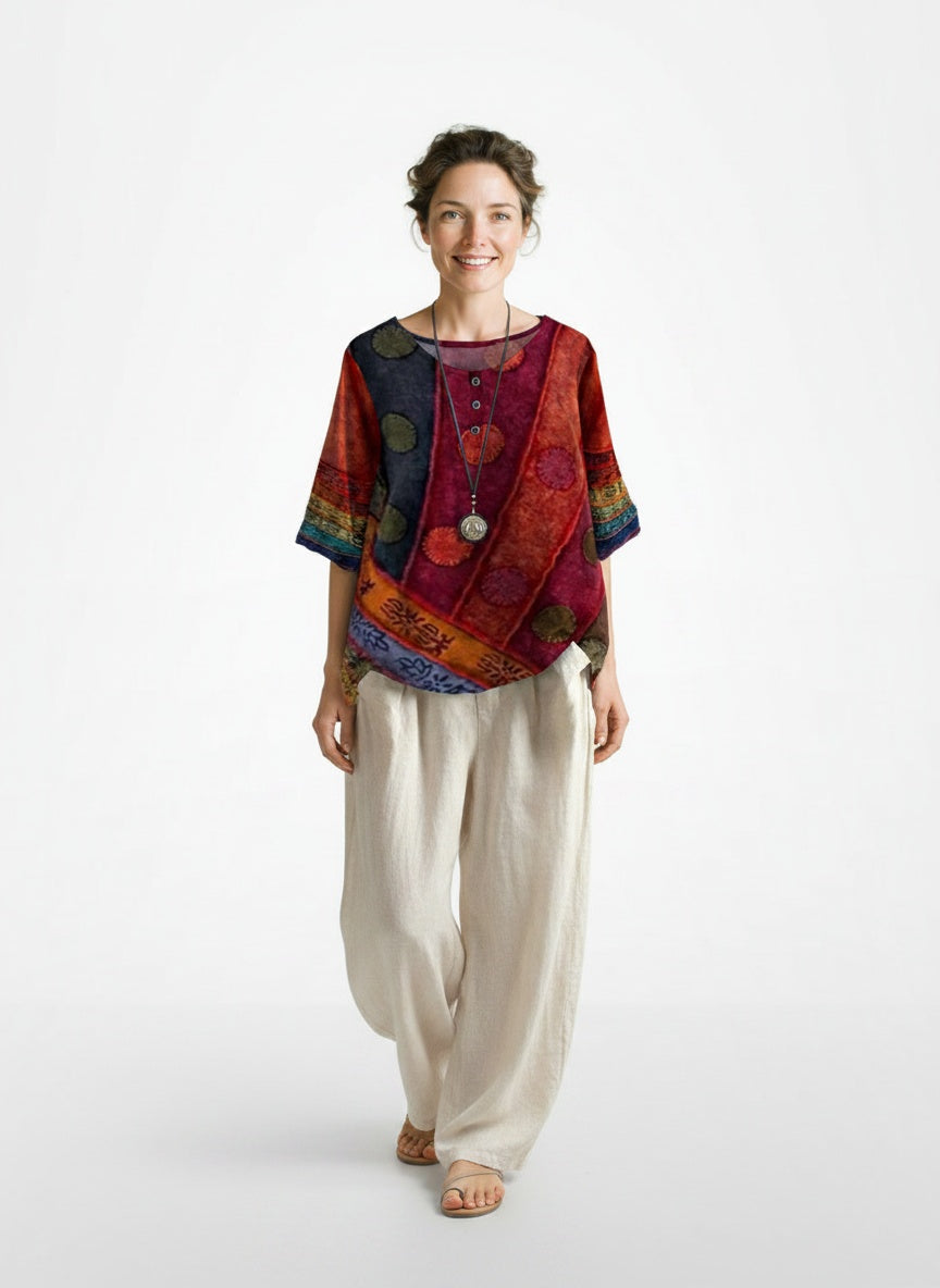 Full body view of the model wearing T-shirt imprimé femme