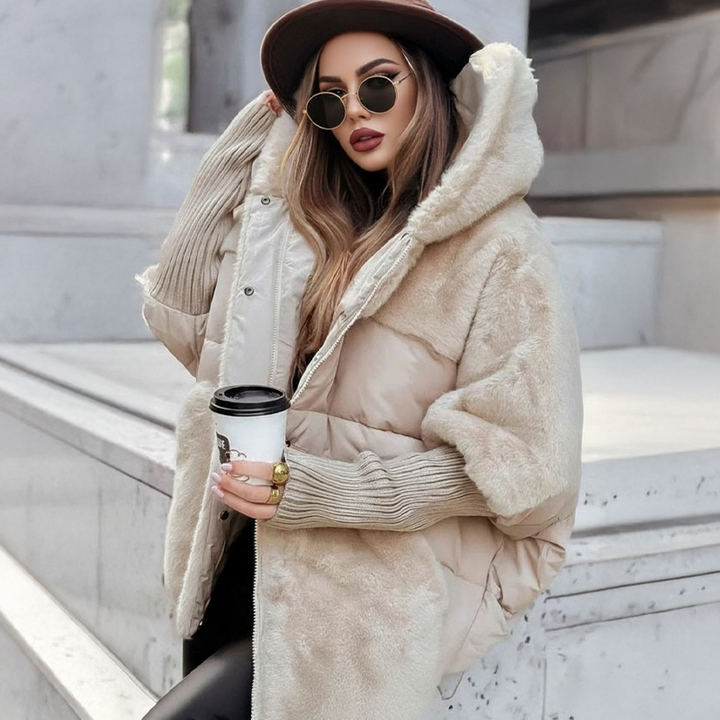 Veste matelassée femme à capuche oversize et doublure en fausse fourrure 2
