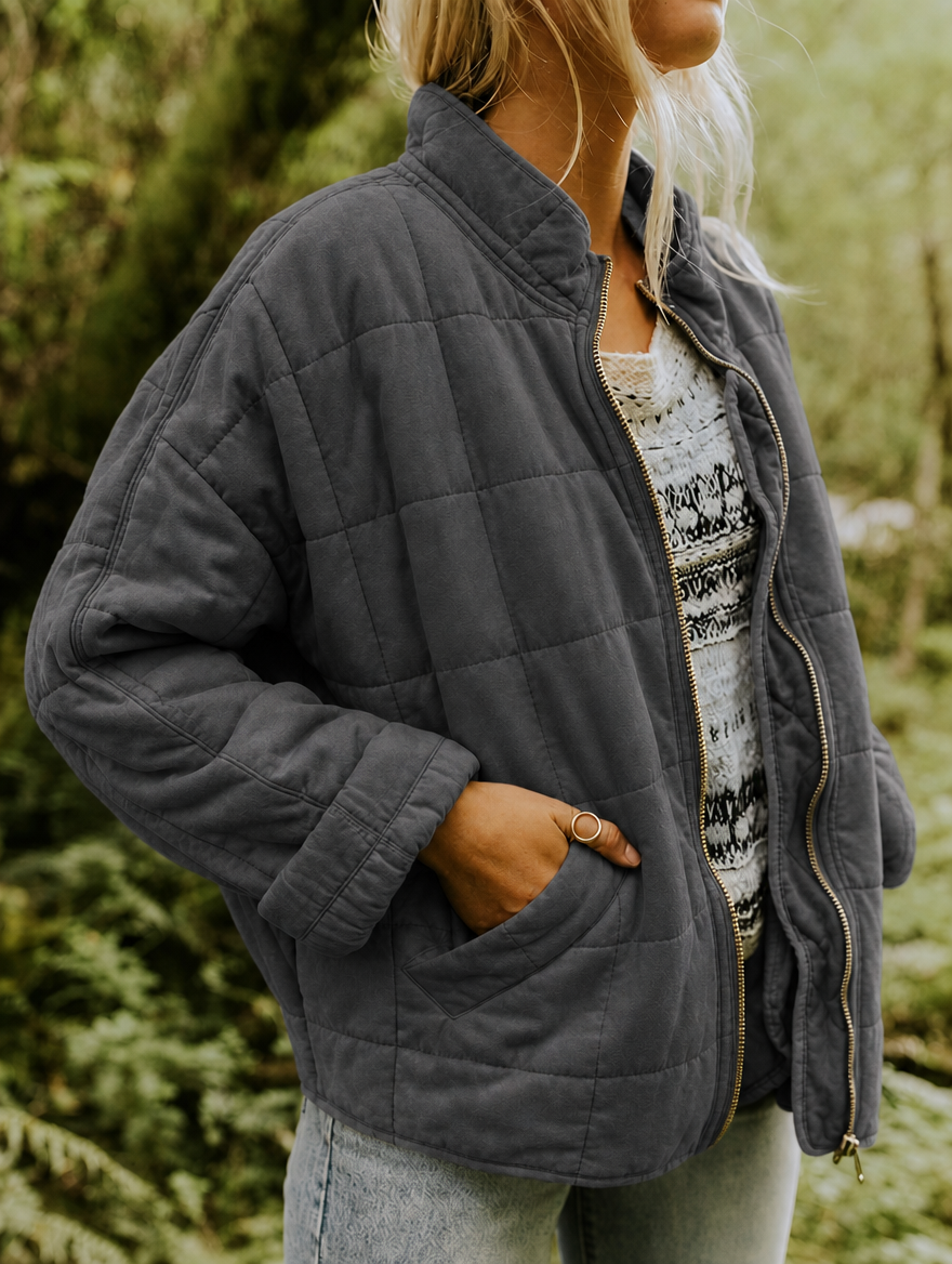 Veste matelassée femme oversize à col montant, fermeture éclair et poches 2