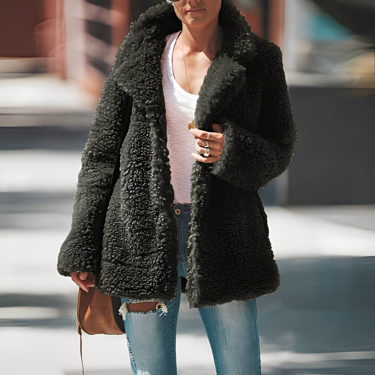 Veste polaire femme teddy mi-longue à grand col à revers 3