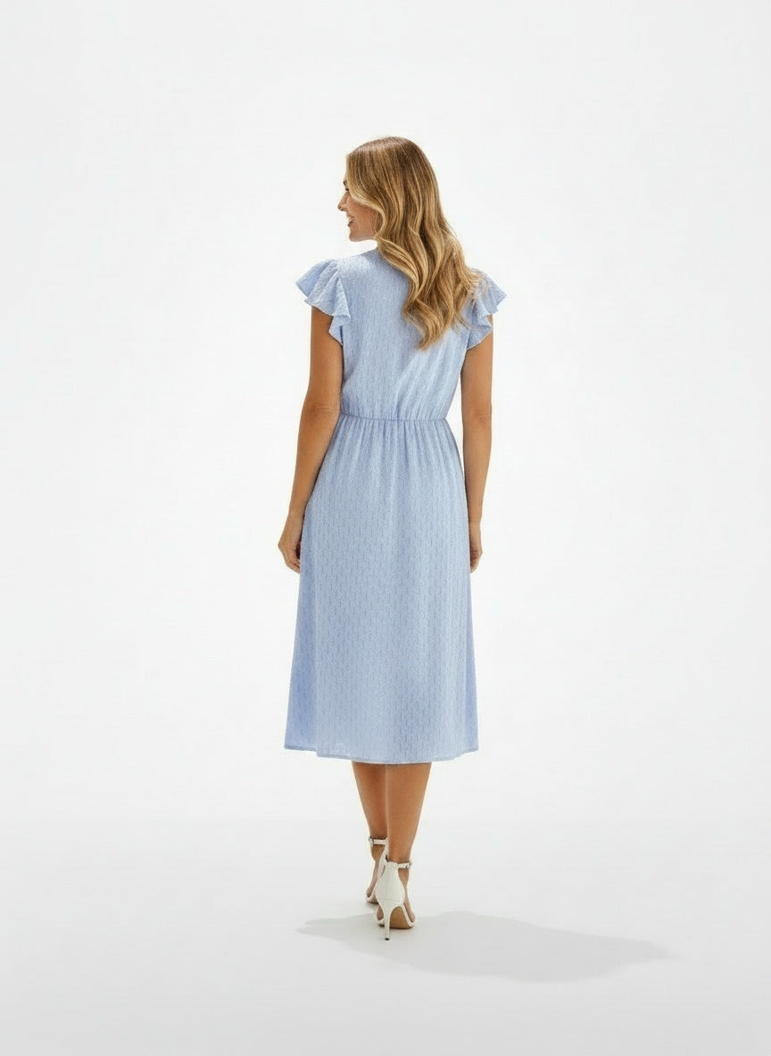 Back pose of the model wearing Robe d'été midi à manches courtes et volants femme