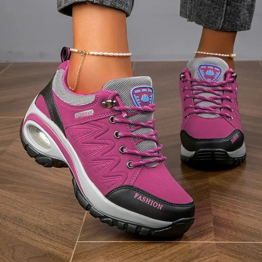 Chaussures de randonnée femme déperlantes à lacets avec semelle antidérapante et construction légère 2