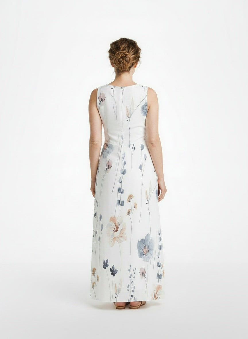 Back pose of the model wearing Robe d'été maxi légère à décolleté plongeant en V et imprimé floral femme