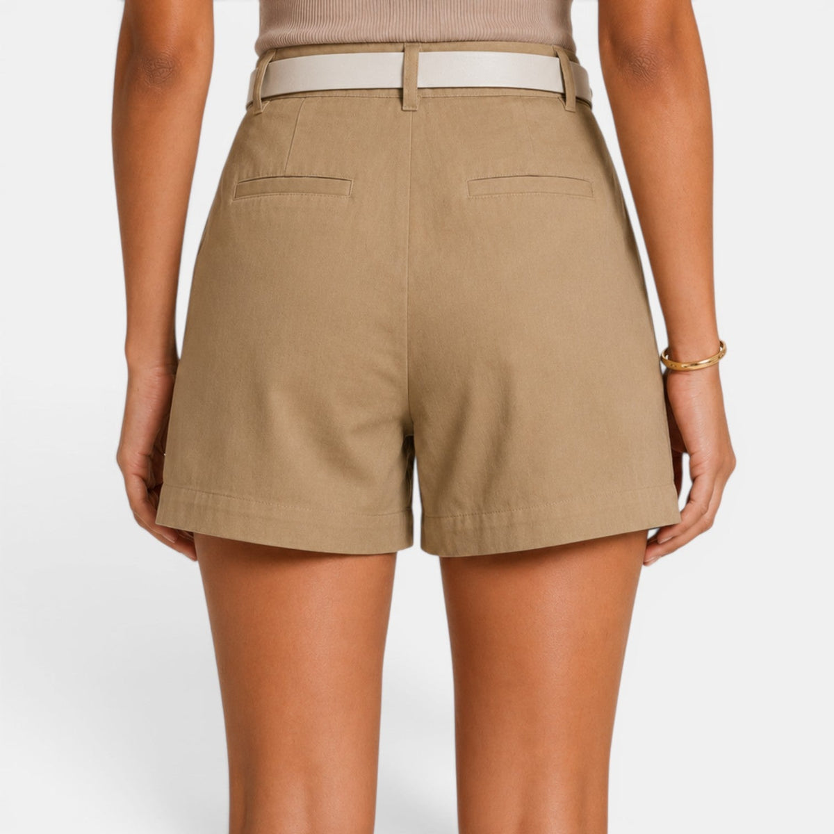 Short élégant femme taille haute